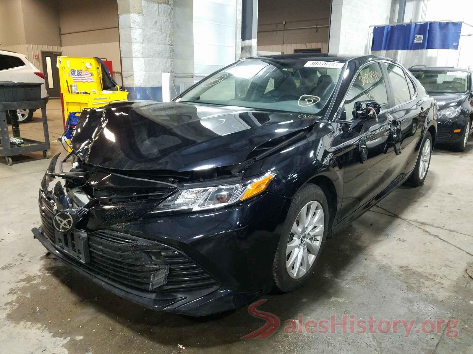 JTNB11HK1J3042559 2018 TOYOTA CAMRY