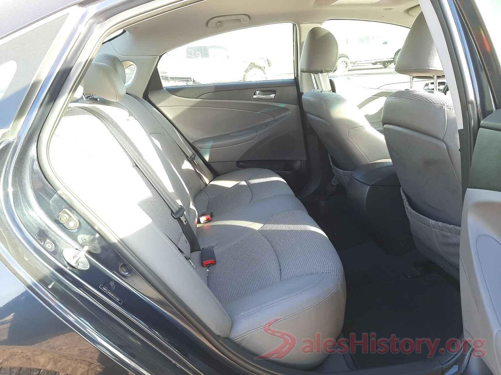 KNDJN2A26K7690221 2011 HYUNDAI SONATA