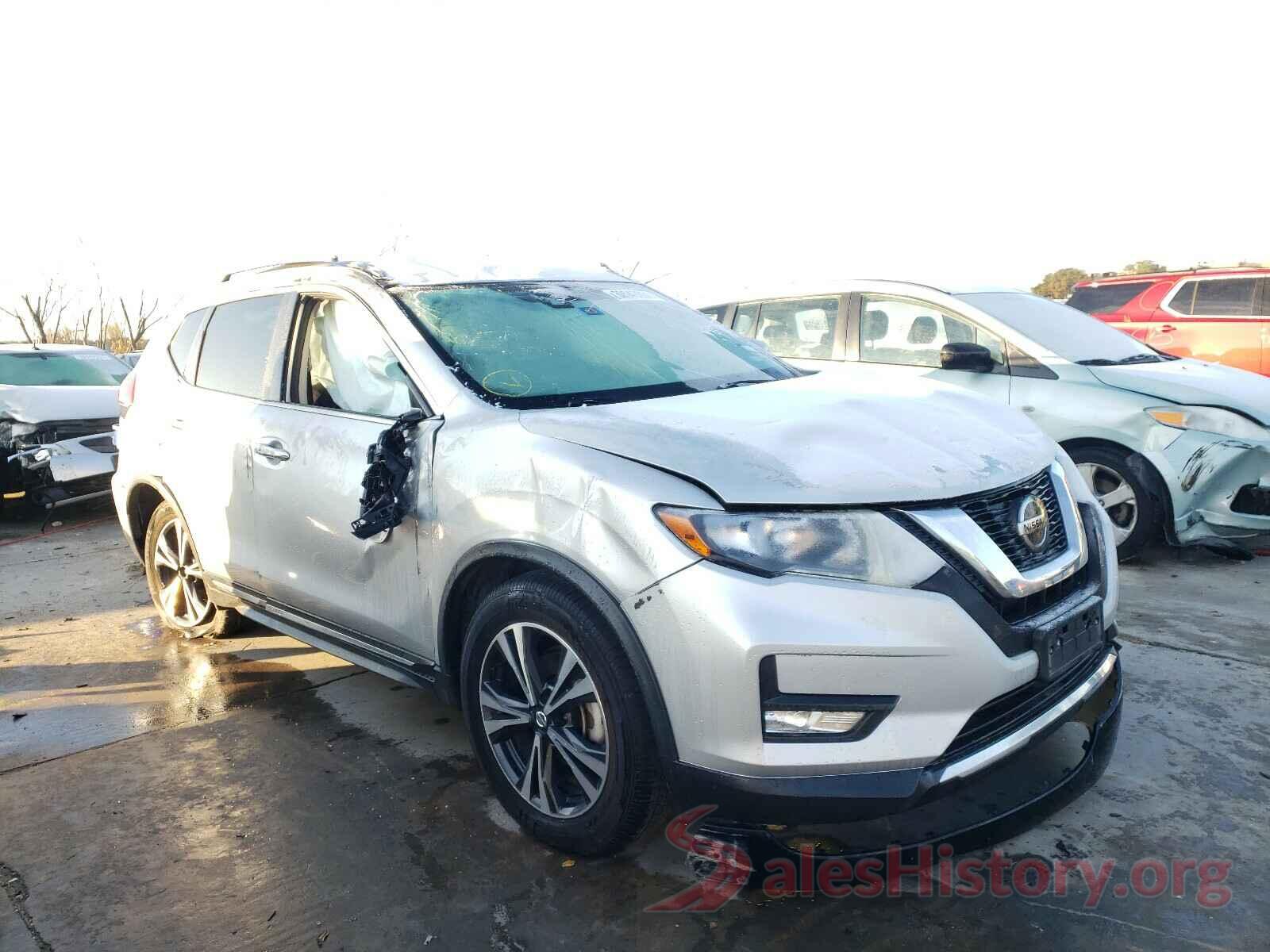 JN8AT2MT9JW465228 2018 NISSAN ROGUE