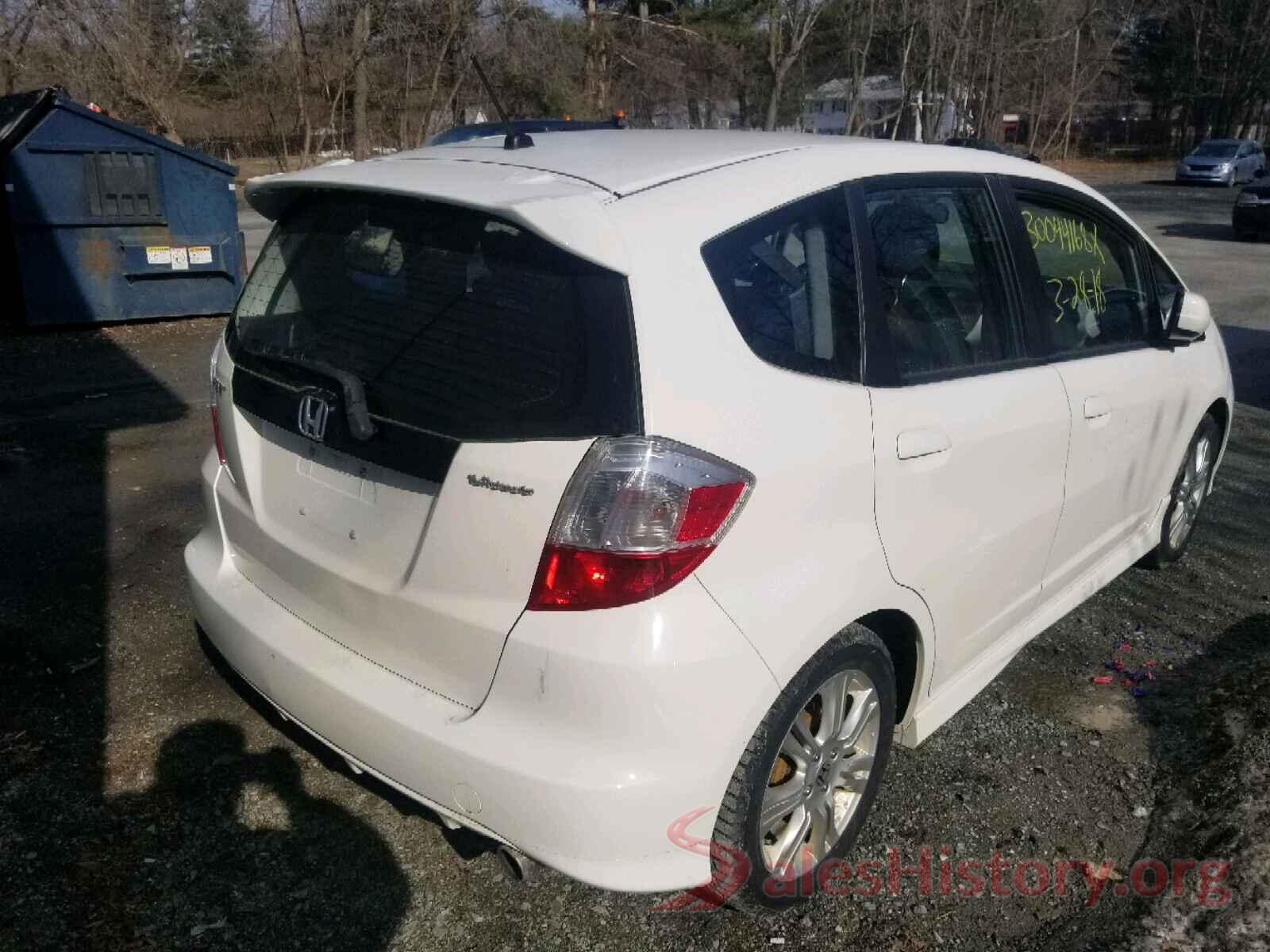 3VWCB7BU1LM010163 2011 HONDA FIT