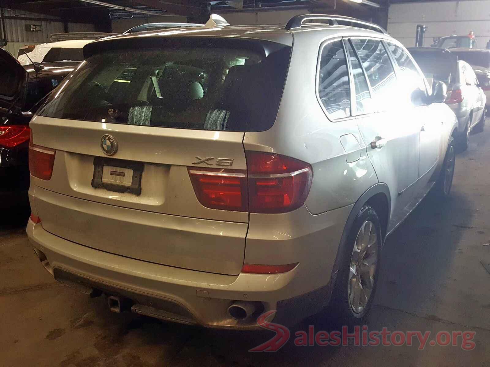 3N1CP5CU6KL504727 2011 BMW X5