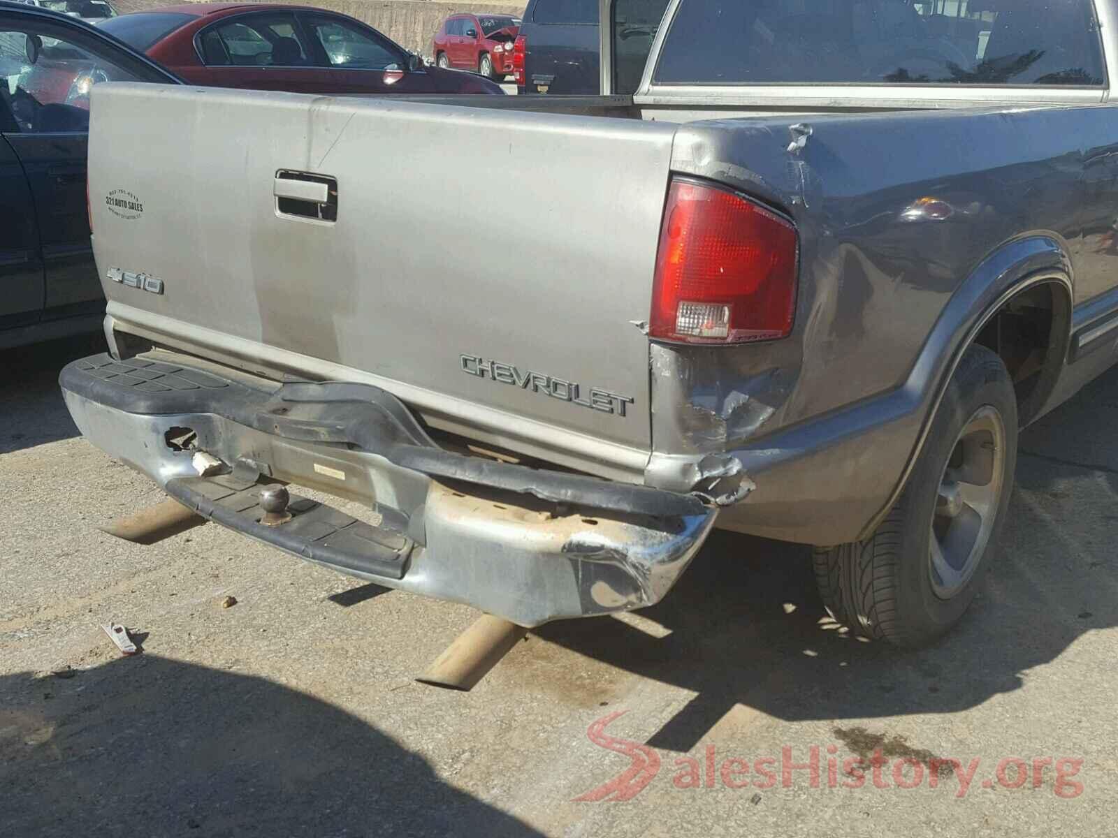 KNDJN2A22G7267398 2001 CHEVROLET S10