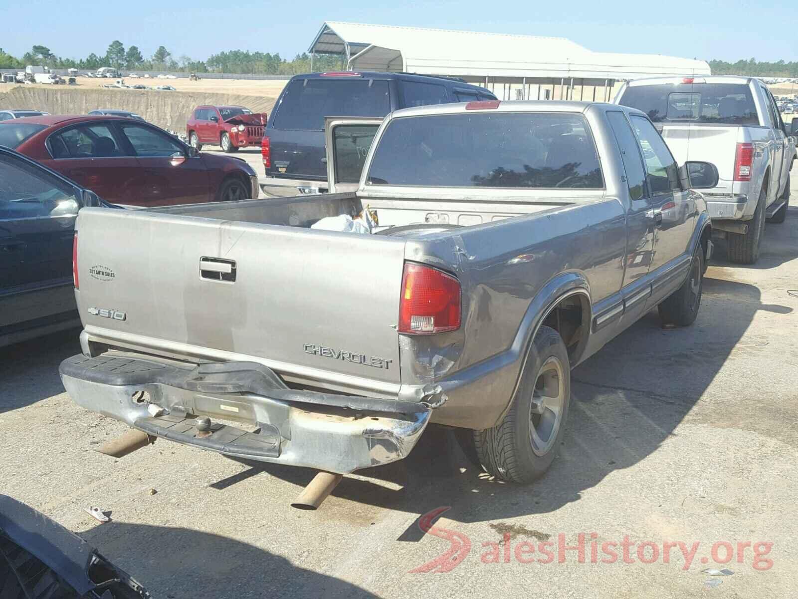 KNDJN2A22G7267398 2001 CHEVROLET S10