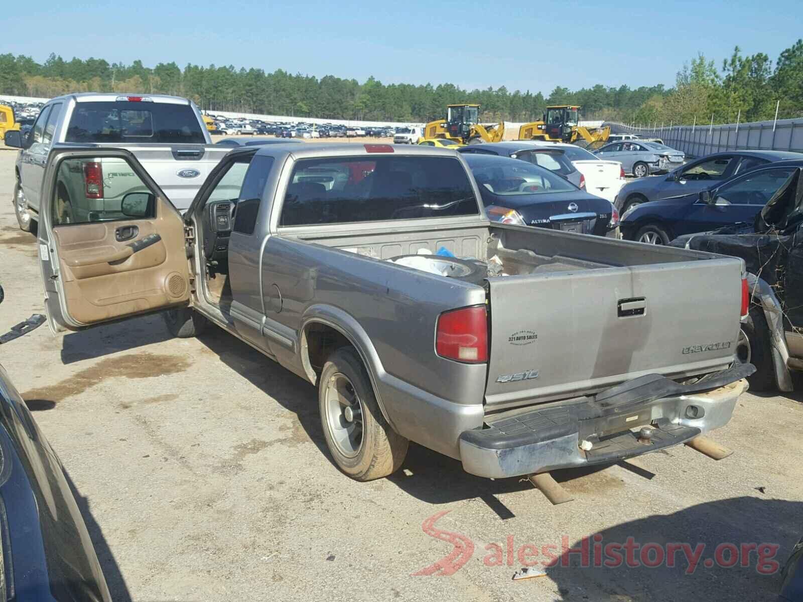 KNDJN2A22G7267398 2001 CHEVROLET S10