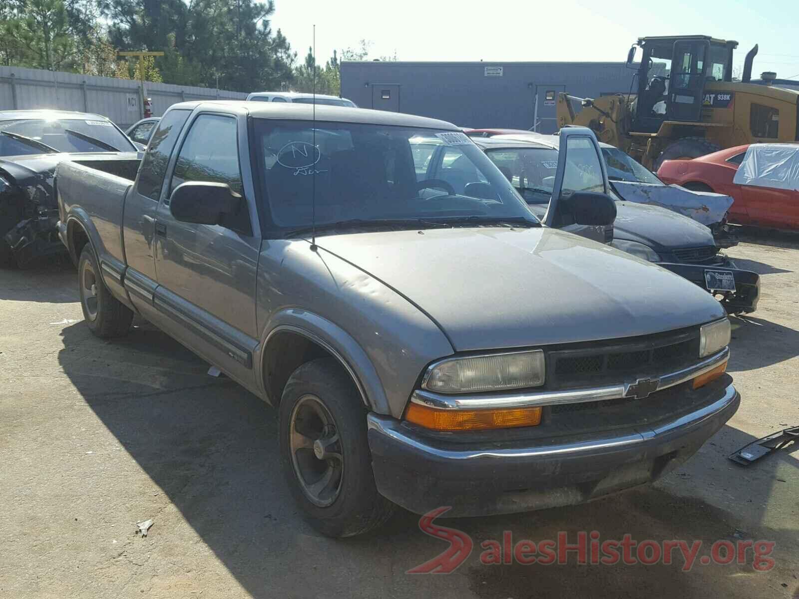 KNDJN2A22G7267398 2001 CHEVROLET S10