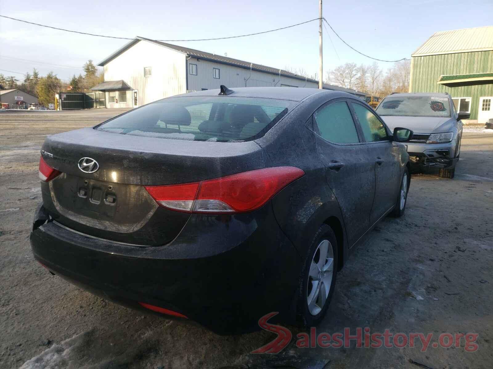 5YFBURHE5GP567922 2013 HYUNDAI ELANTRA