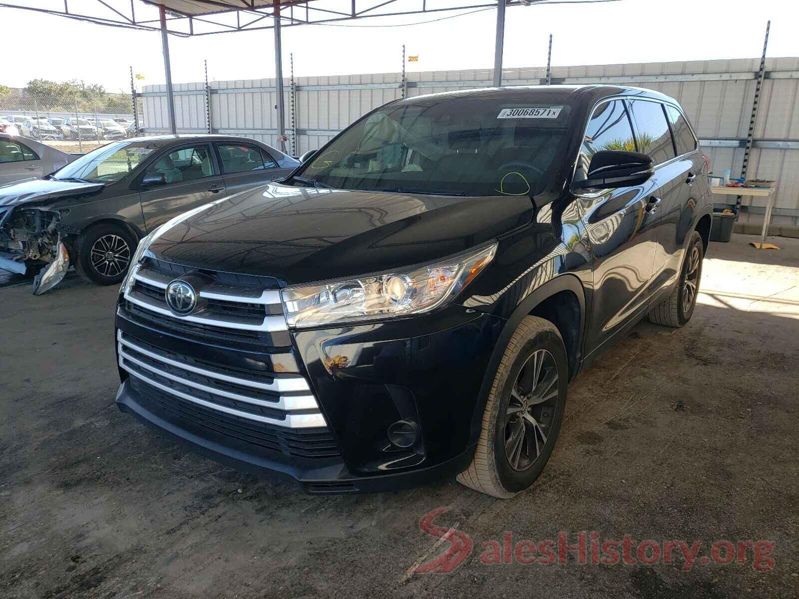 5TDZARFH2KS050470 2019 TOYOTA HIGHLANDER