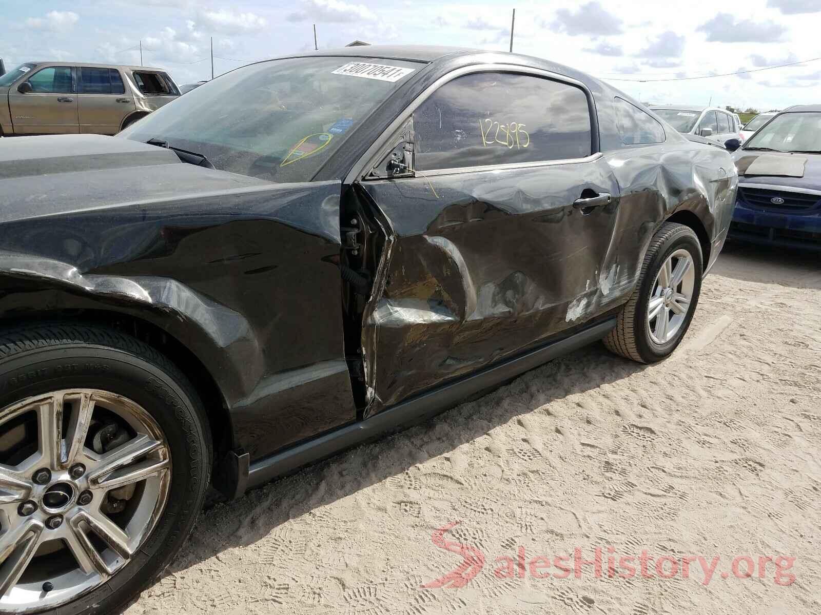 JF1ZCAC19J8600999 2012 FORD MUSTANG