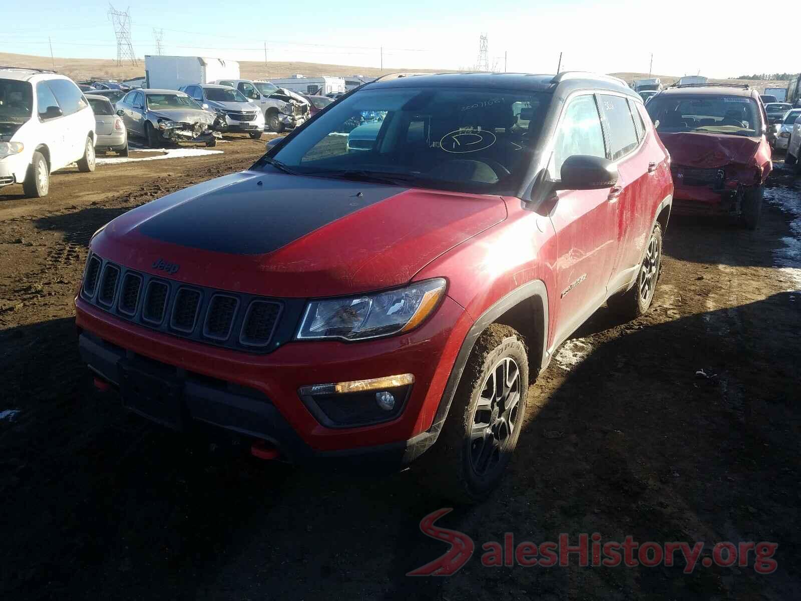 3C4NJDDBXKT766538 2019 JEEP COMPASS