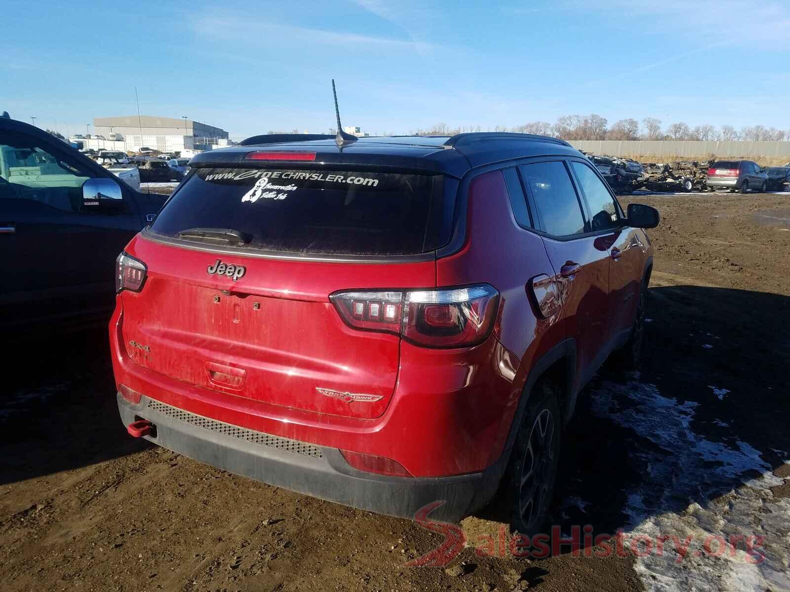 3C4NJDDBXKT766538 2019 JEEP COMPASS