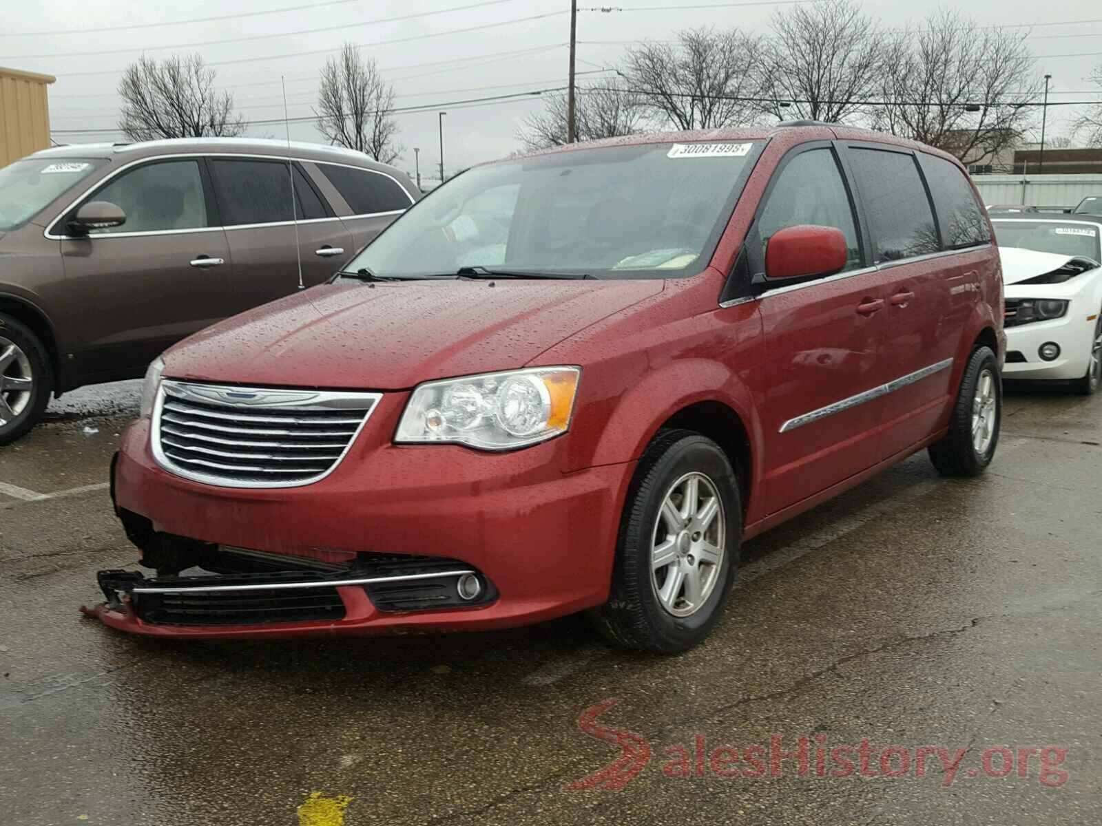 3N1AB7AP8KY411581 2012 CHRYSLER TOWN & COU