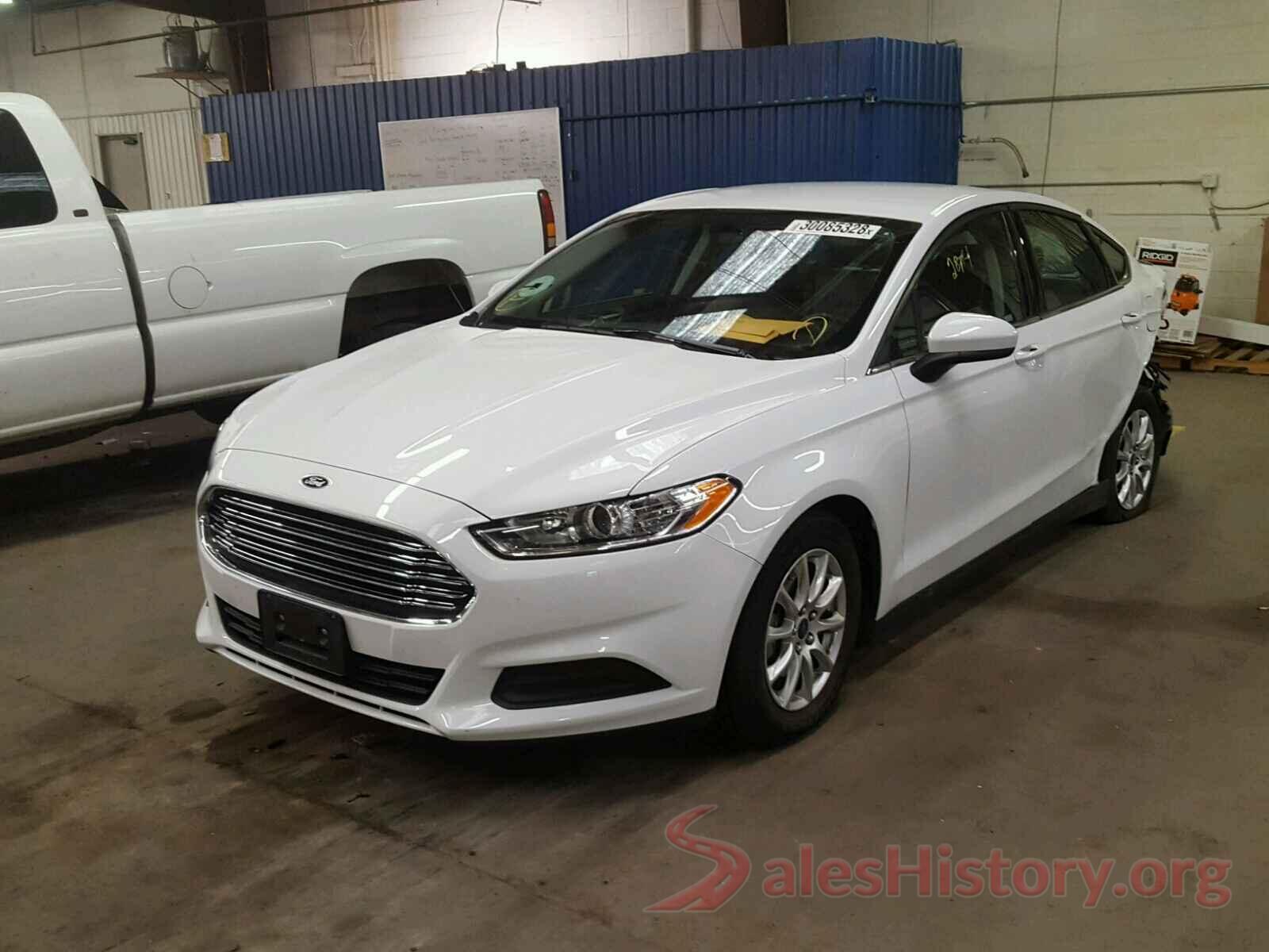 3KPF24AD2LE211953 2015 FORD FUSION