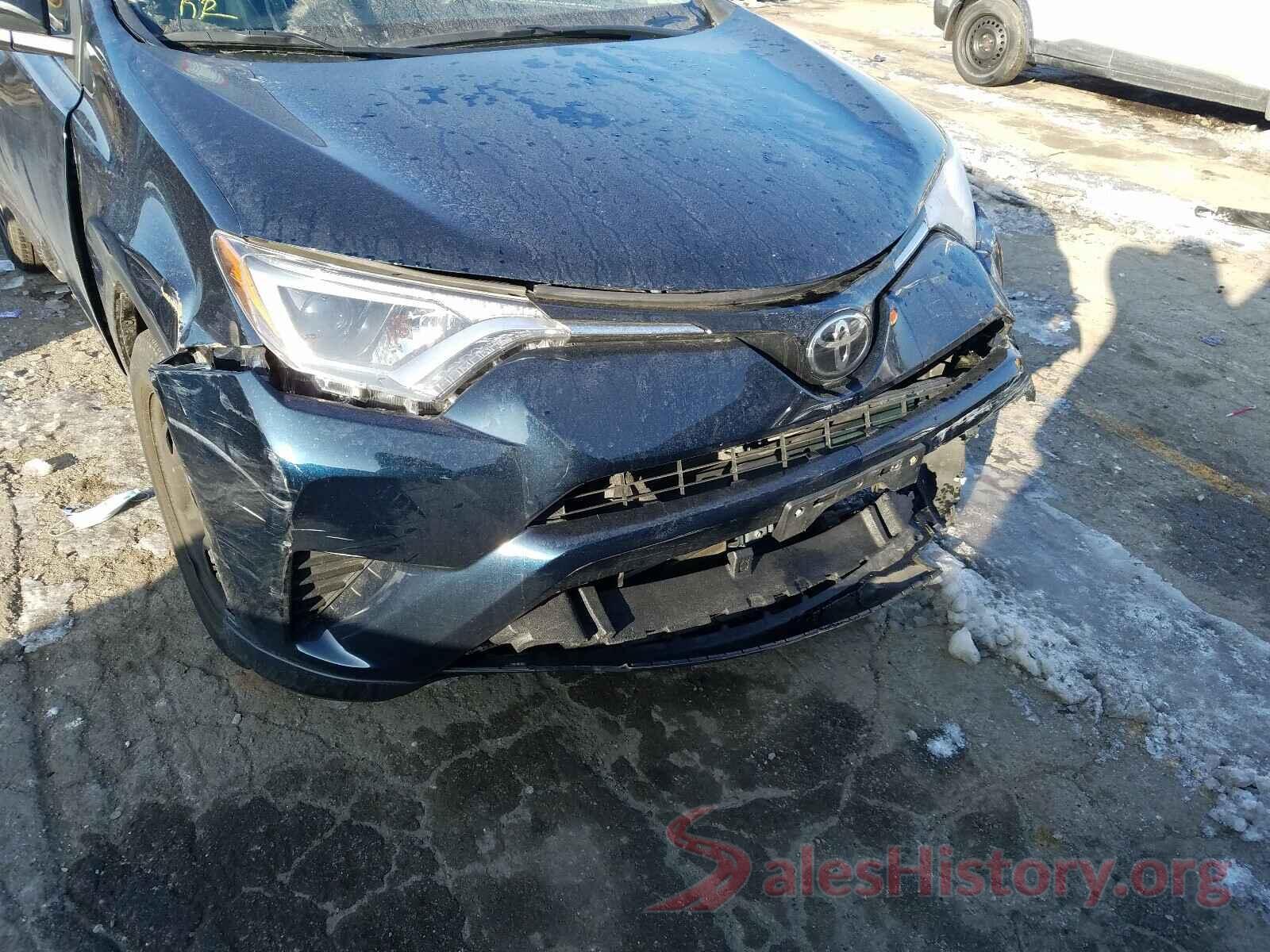 JTMBFREV8JJ226055 2018 TOYOTA RAV4