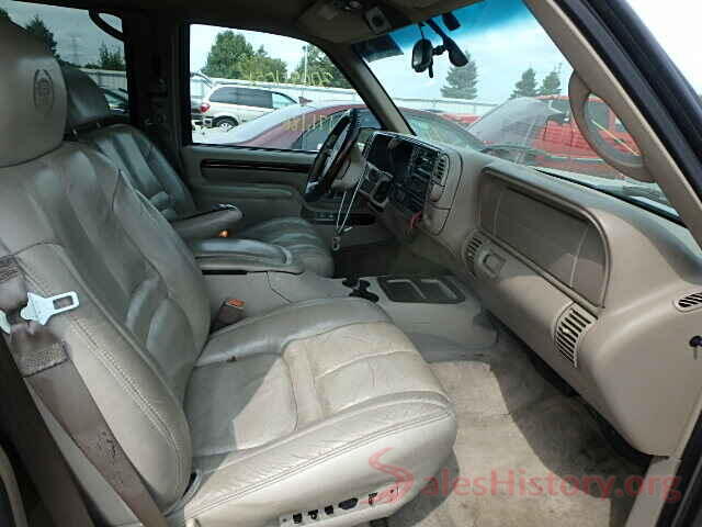 1HGCR2F5XHA058755 2000 CADILLAC ESCALADE