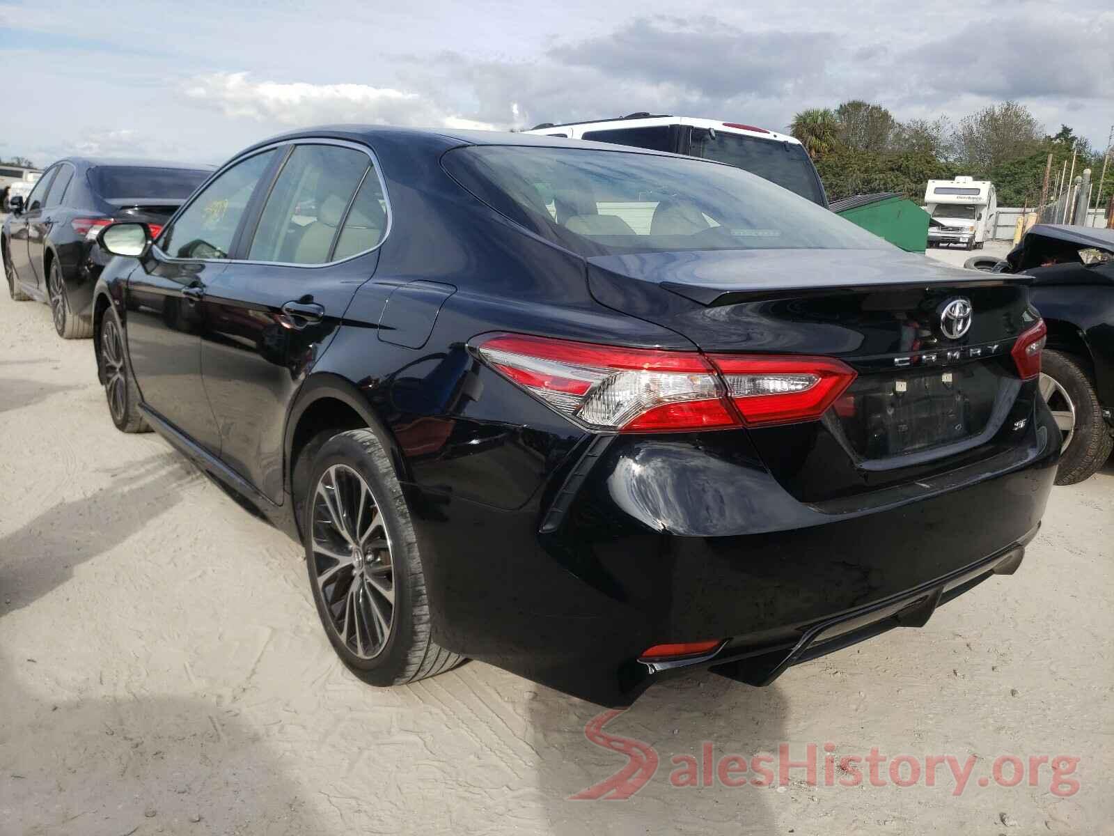 JTNB11HK1J3047969 2018 TOYOTA CAMRY