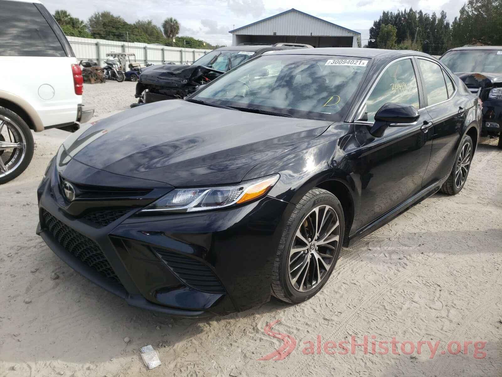 JTNB11HK1J3047969 2018 TOYOTA CAMRY