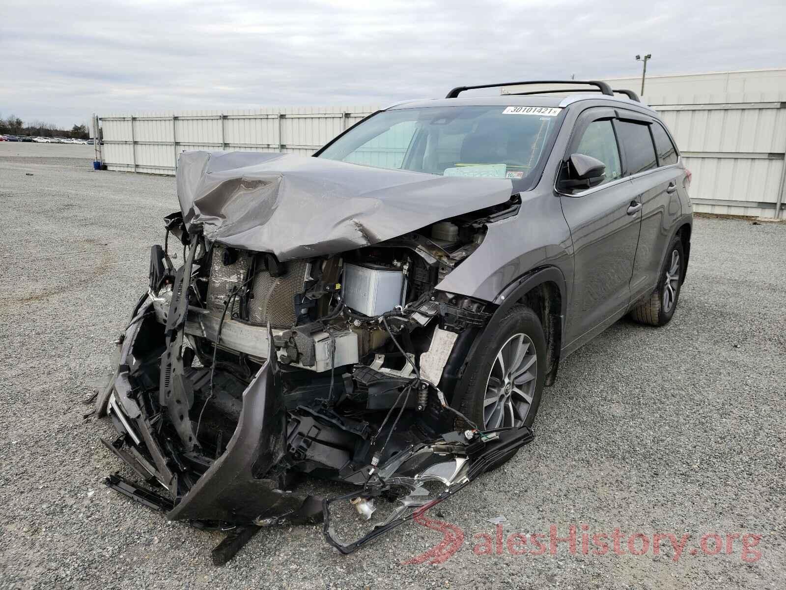 5TDJZRFH4JS561733 2018 TOYOTA HIGHLANDER