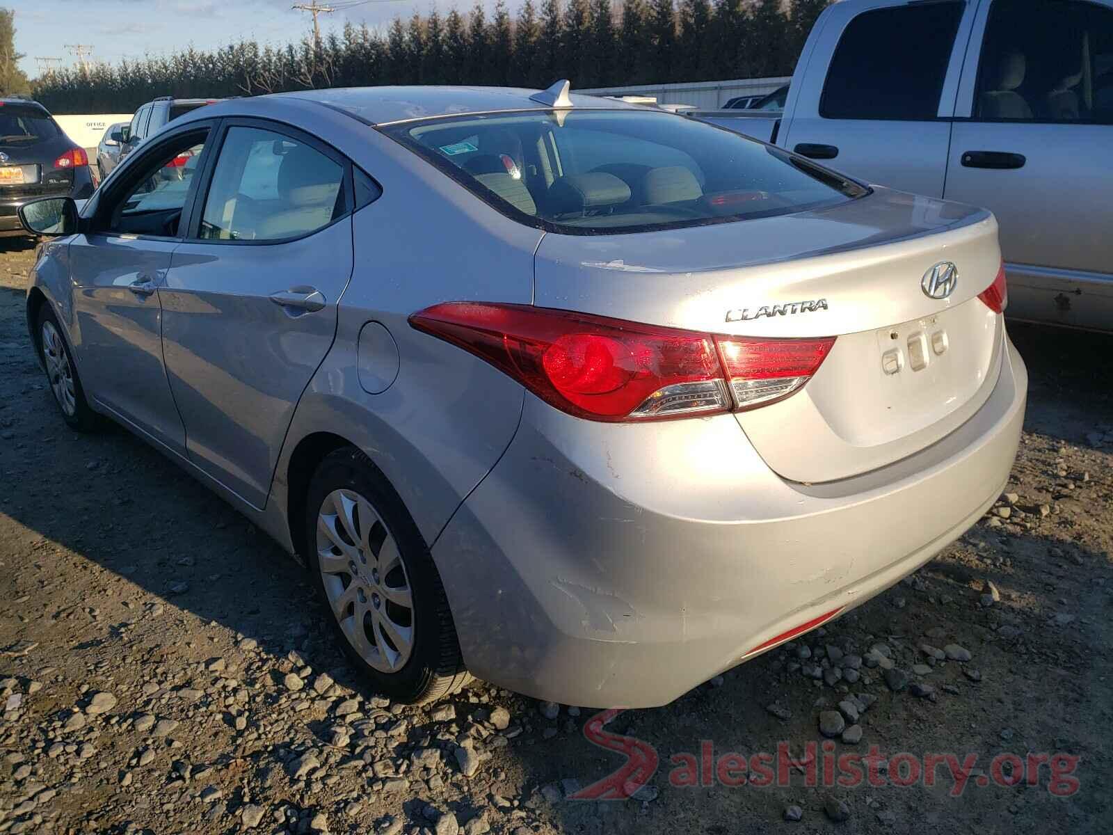 5NPE24AF2GH260522 2011 HYUNDAI ELANTRA