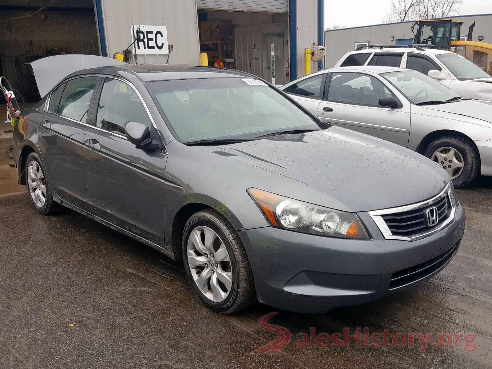 5NPD84LF0KH439478 2010 HONDA ACCORD