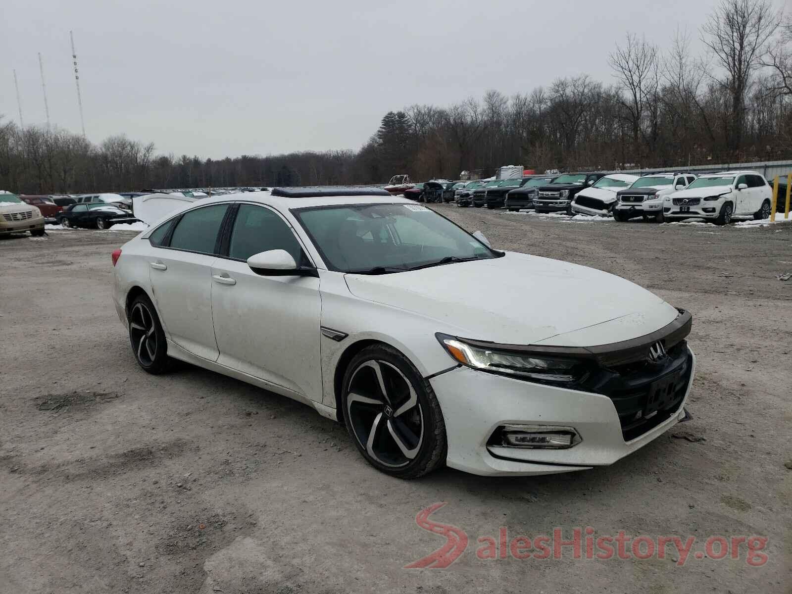 1HGCV2F35JA000472 2018 HONDA ACCORD