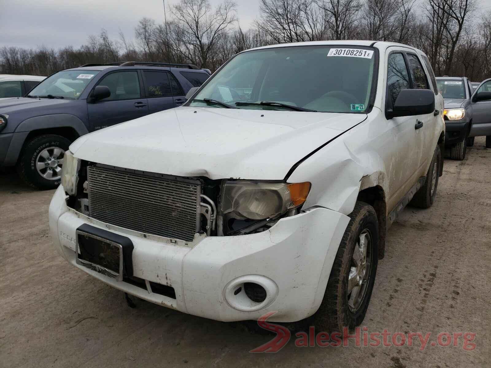 19XFC2F53JE020848 2010 FORD ESCAPE