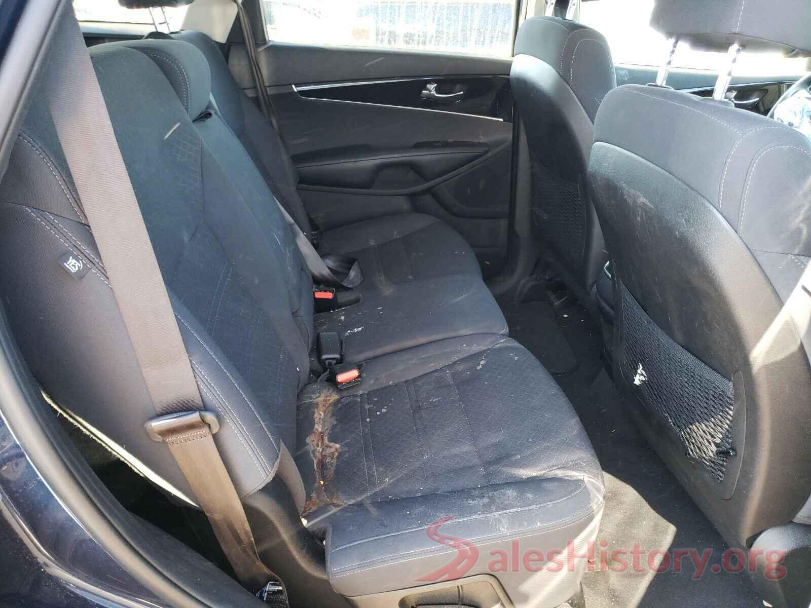 5XYPGDA55JG399740 2018 KIA SORENTO