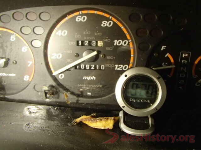 3MZBM1U73GM298834 2001 HONDA CRV