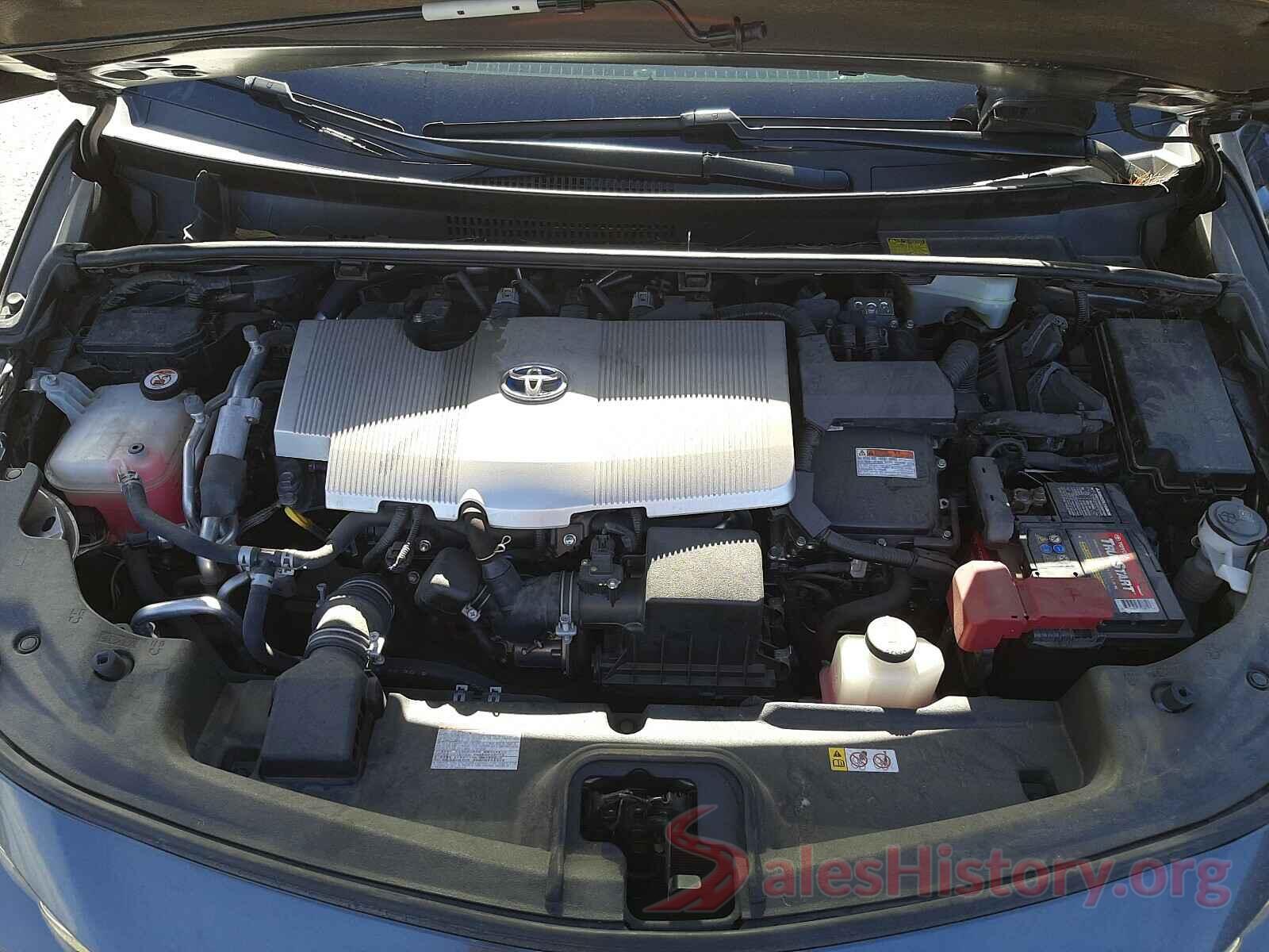 JTDKARFP2J3086121 2018 TOYOTA PRIUS