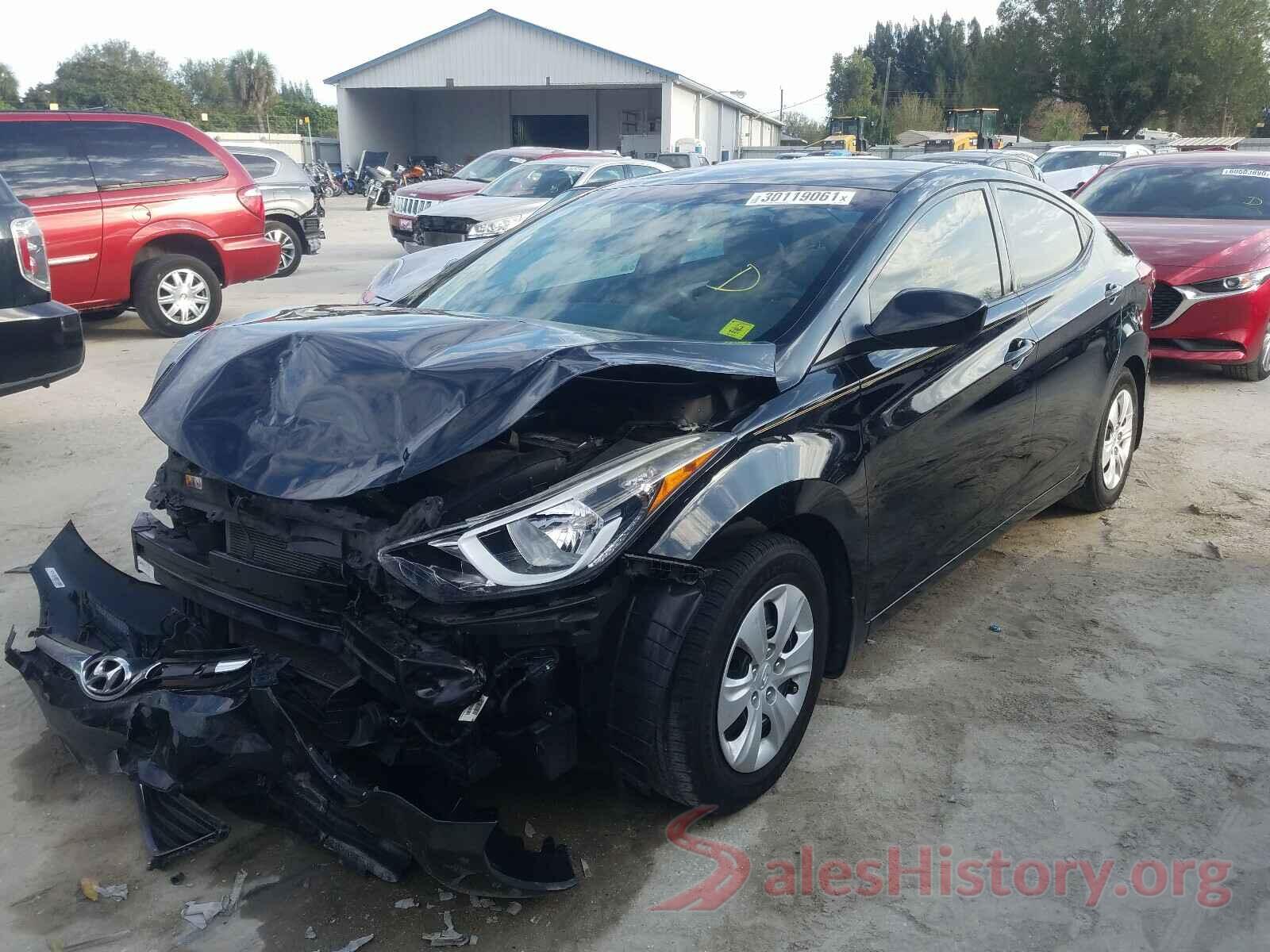 5NPDH4AE8GH795100 2016 HYUNDAI ELANTRA