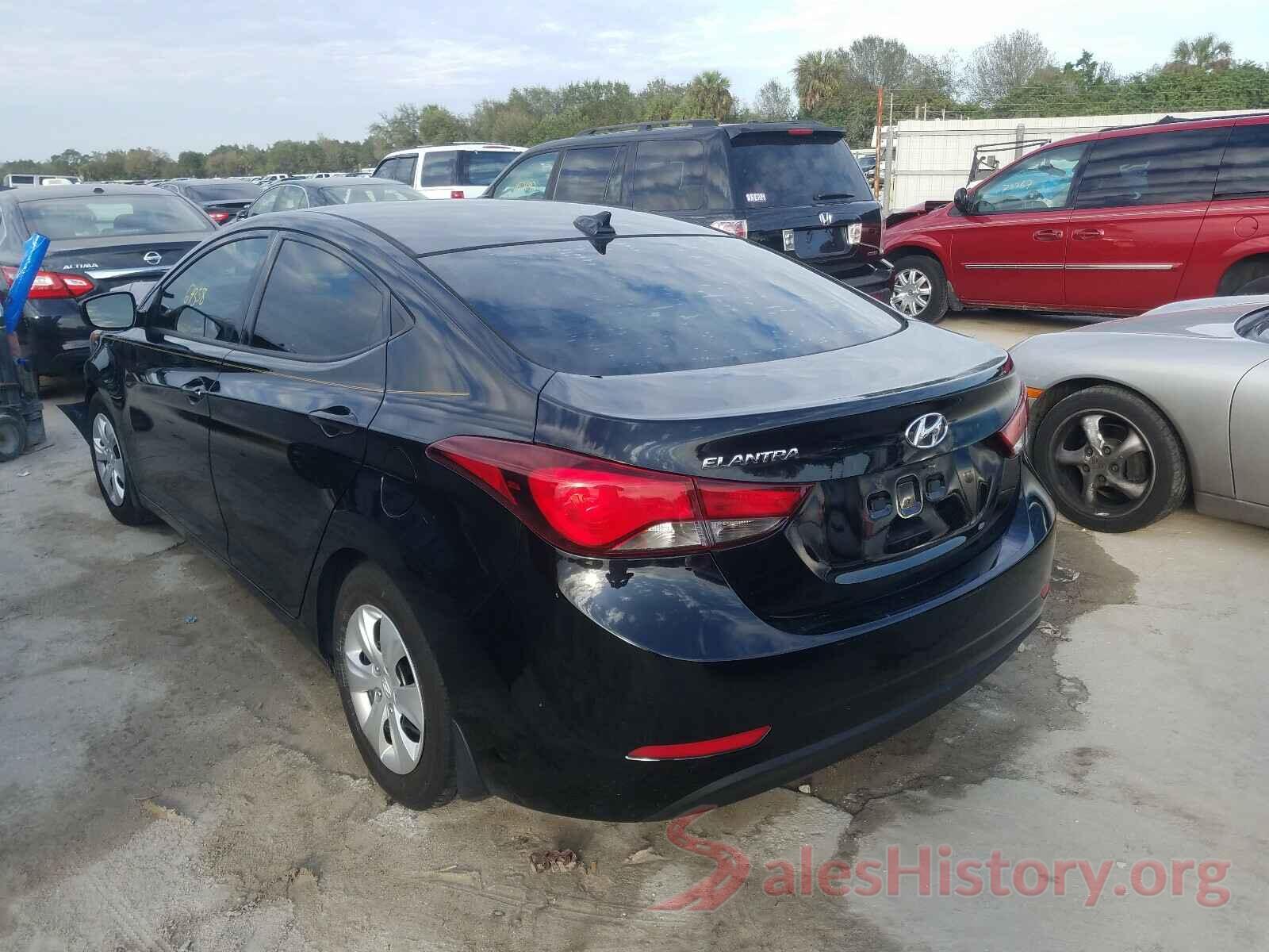 5NPDH4AE8GH795100 2016 HYUNDAI ELANTRA