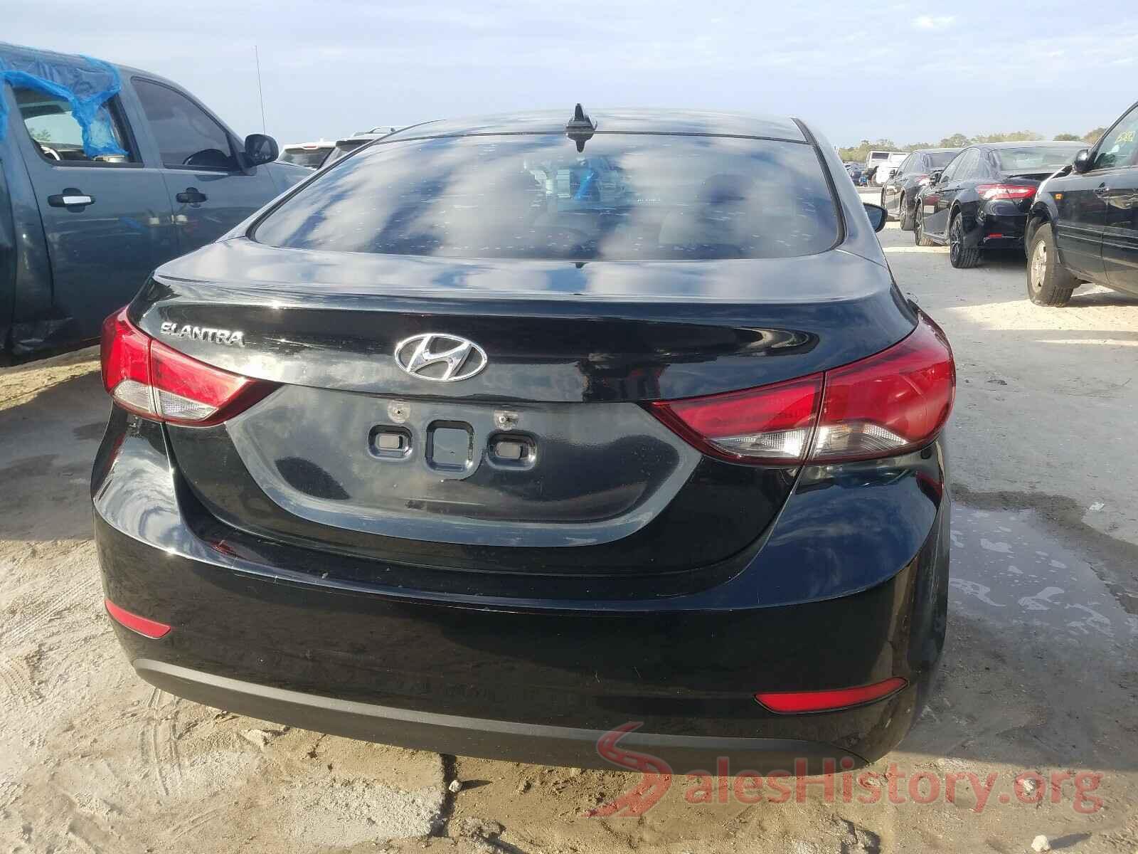 5NPDH4AE8GH795100 2016 HYUNDAI ELANTRA