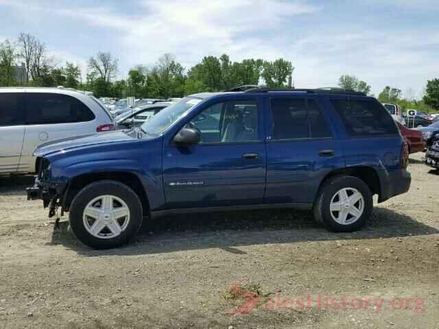 1V2BR2CA8MC567378 2002 CHEVROLET TRAILBLAZE