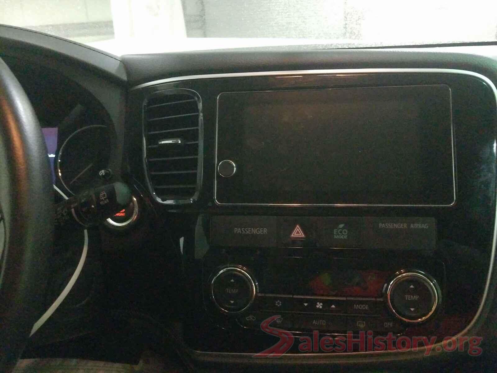 JA4AZ3A32HZ062327 2017 MITSUBISHI OUTLANDER