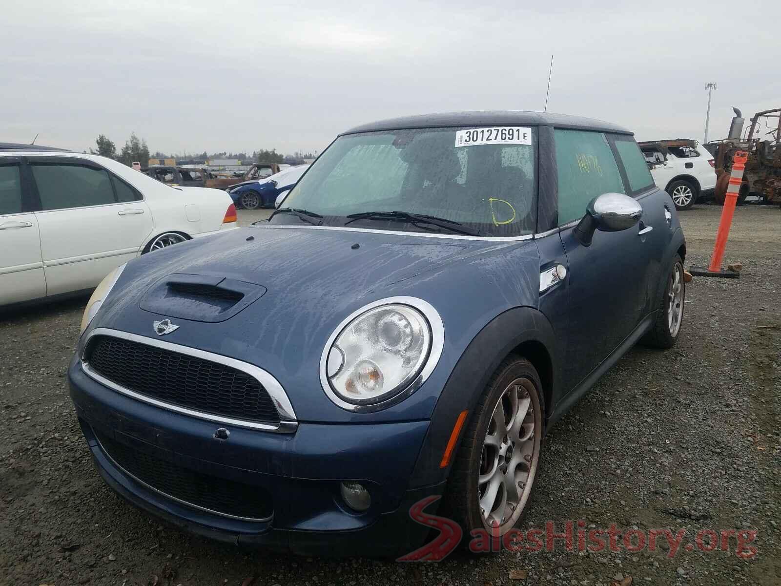 3N1AB7AP9KY379630 2009 MINI COOPER