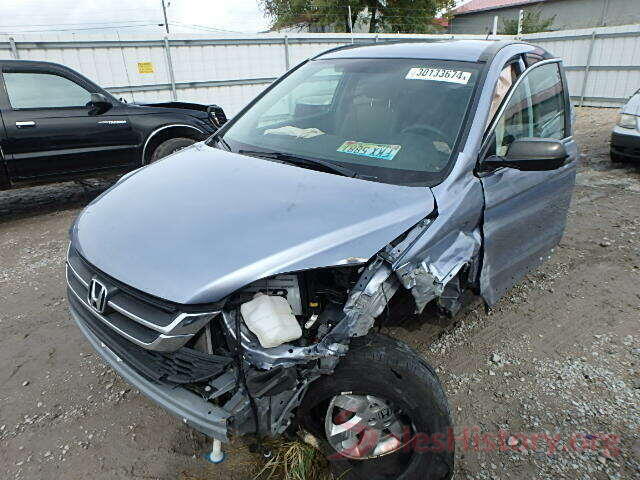 5TFEM5F17KX141522 2011 HONDA CRV