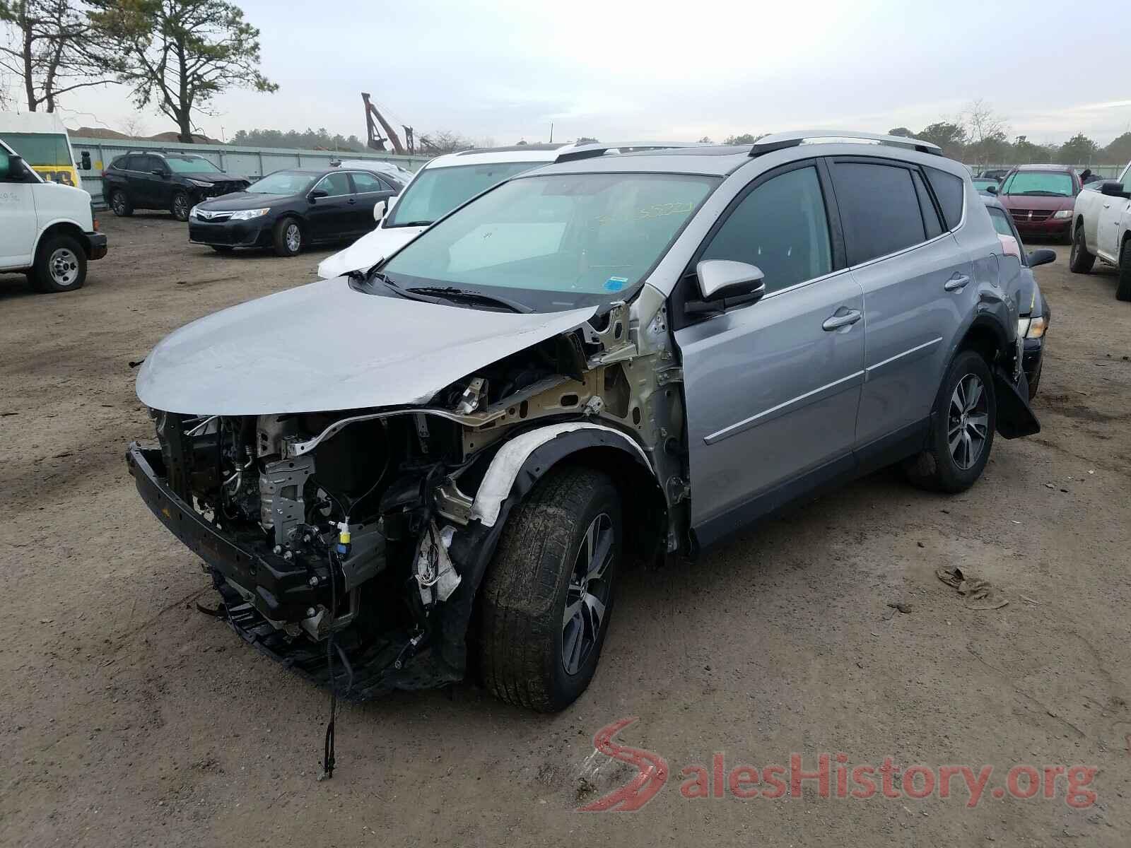 2T3RFREV2GW466744 2016 TOYOTA RAV4