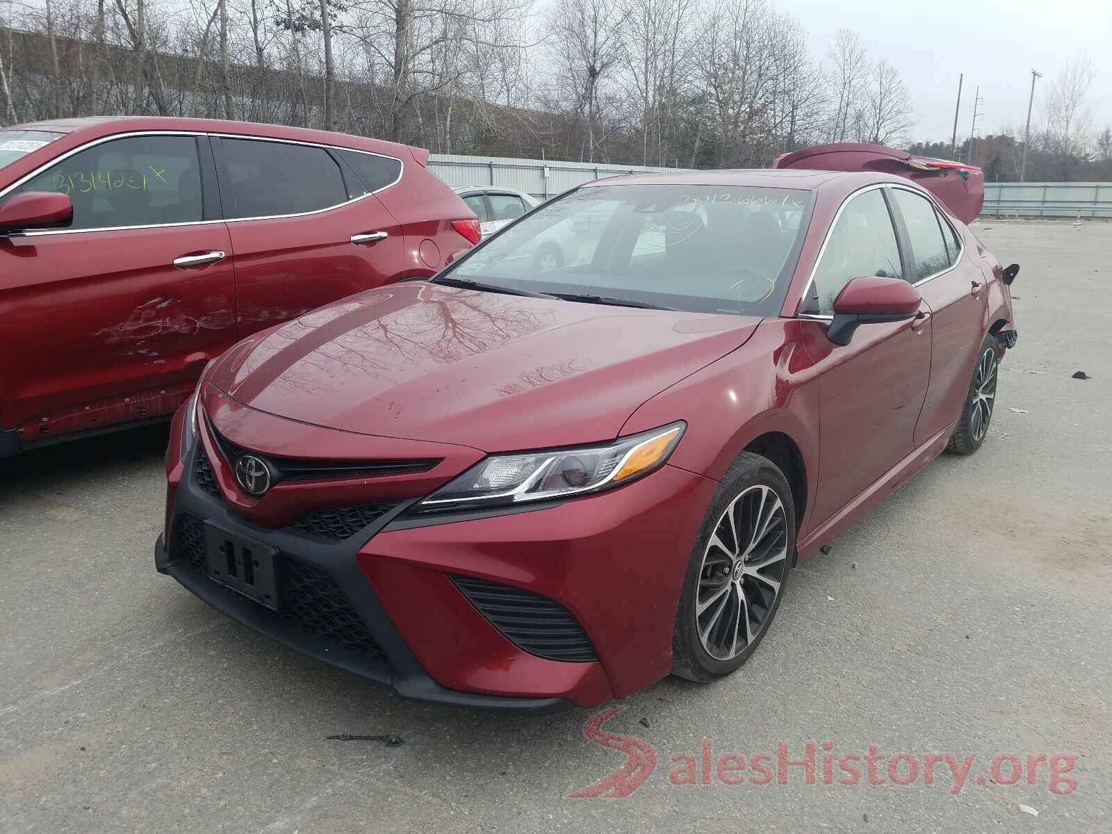 4T1B11HK8JU552806 2018 TOYOTA CAMRY