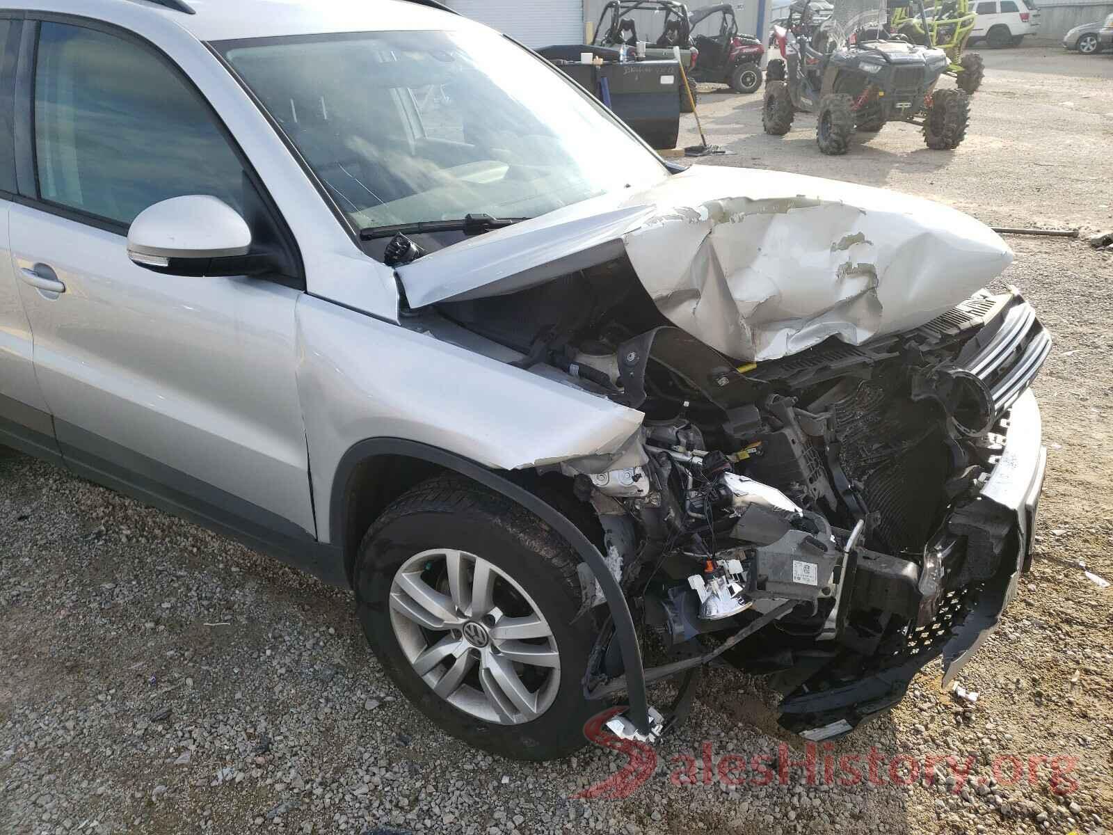 WVGBV7AX9HK027174 2017 VOLKSWAGEN TIGUAN