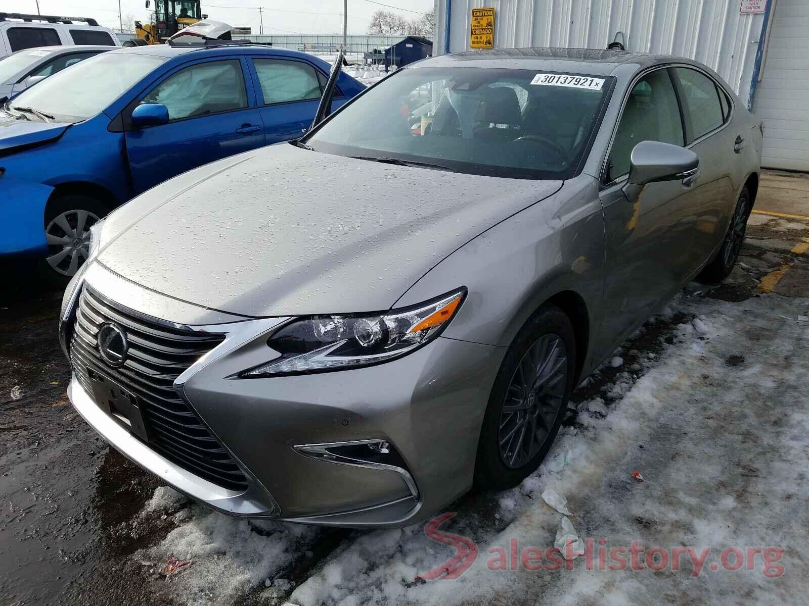 58ABK1GG7JU086692 2018 LEXUS ES350