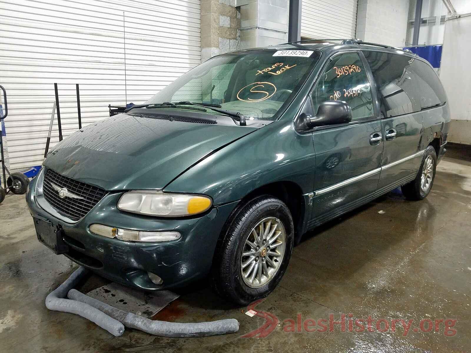 1HGCR2F11HA011269 2000 CHRYSLER MINIVAN