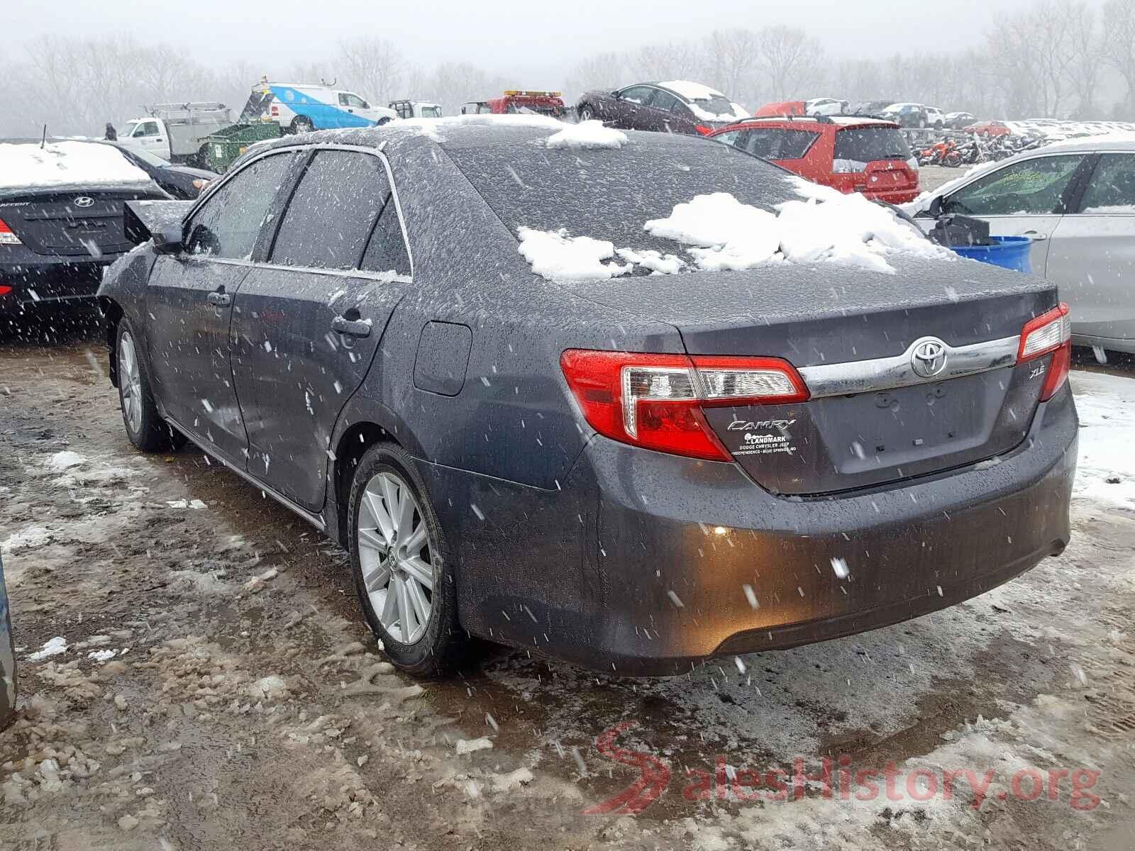 5TFDM5F10KX081532 2014 TOYOTA CAMRY