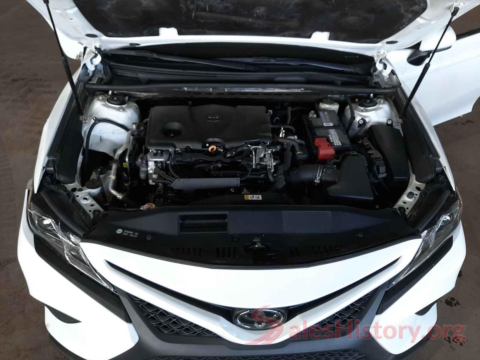 4T1B11HK6JU018719 2018 TOYOTA CAMRY