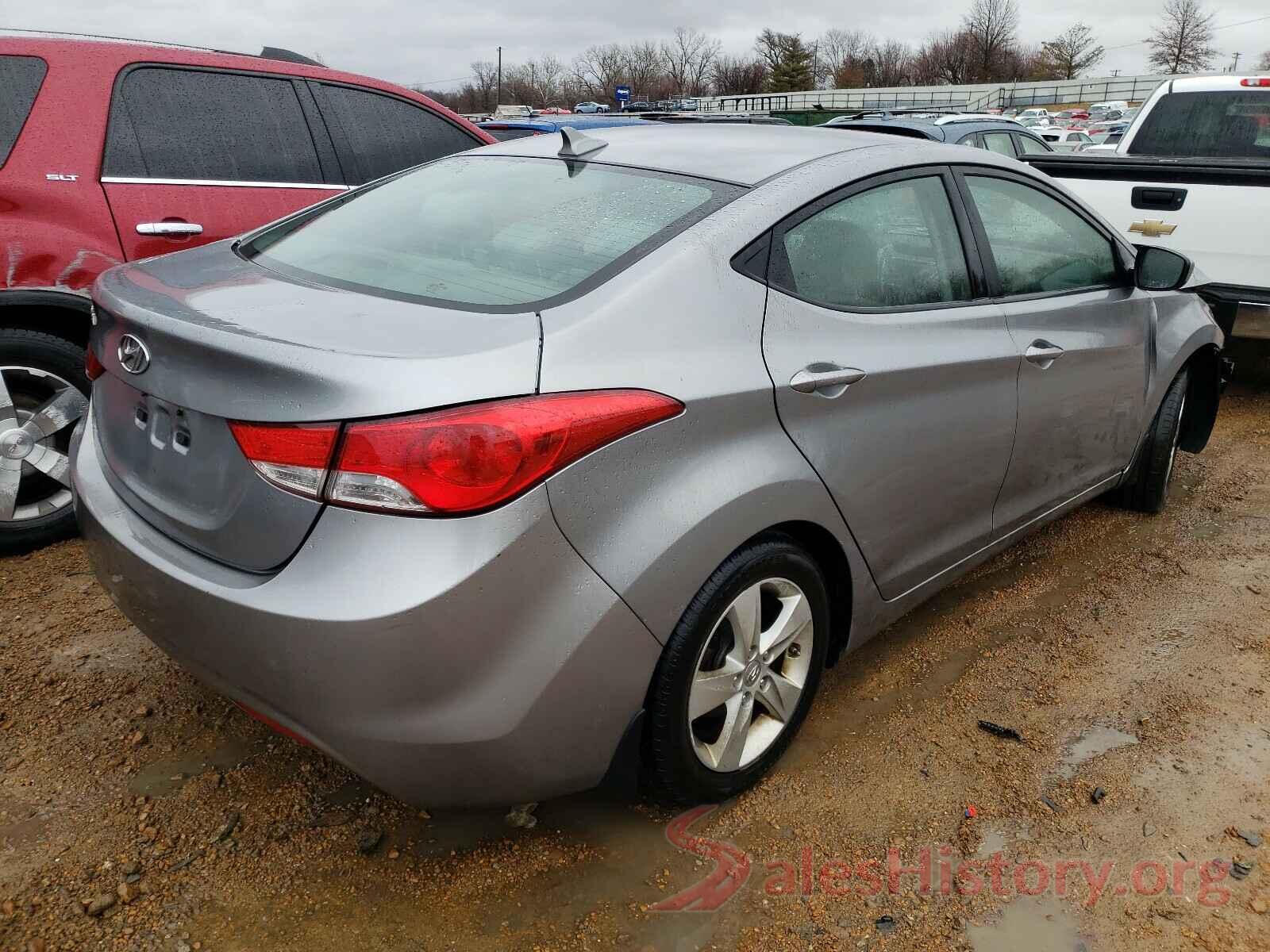 5YFBURHEXHP723969 2013 HYUNDAI ELANTRA