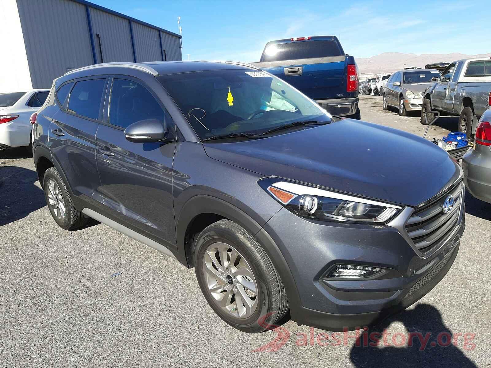 KM8J33A43HU525780 2017 HYUNDAI TUCSON