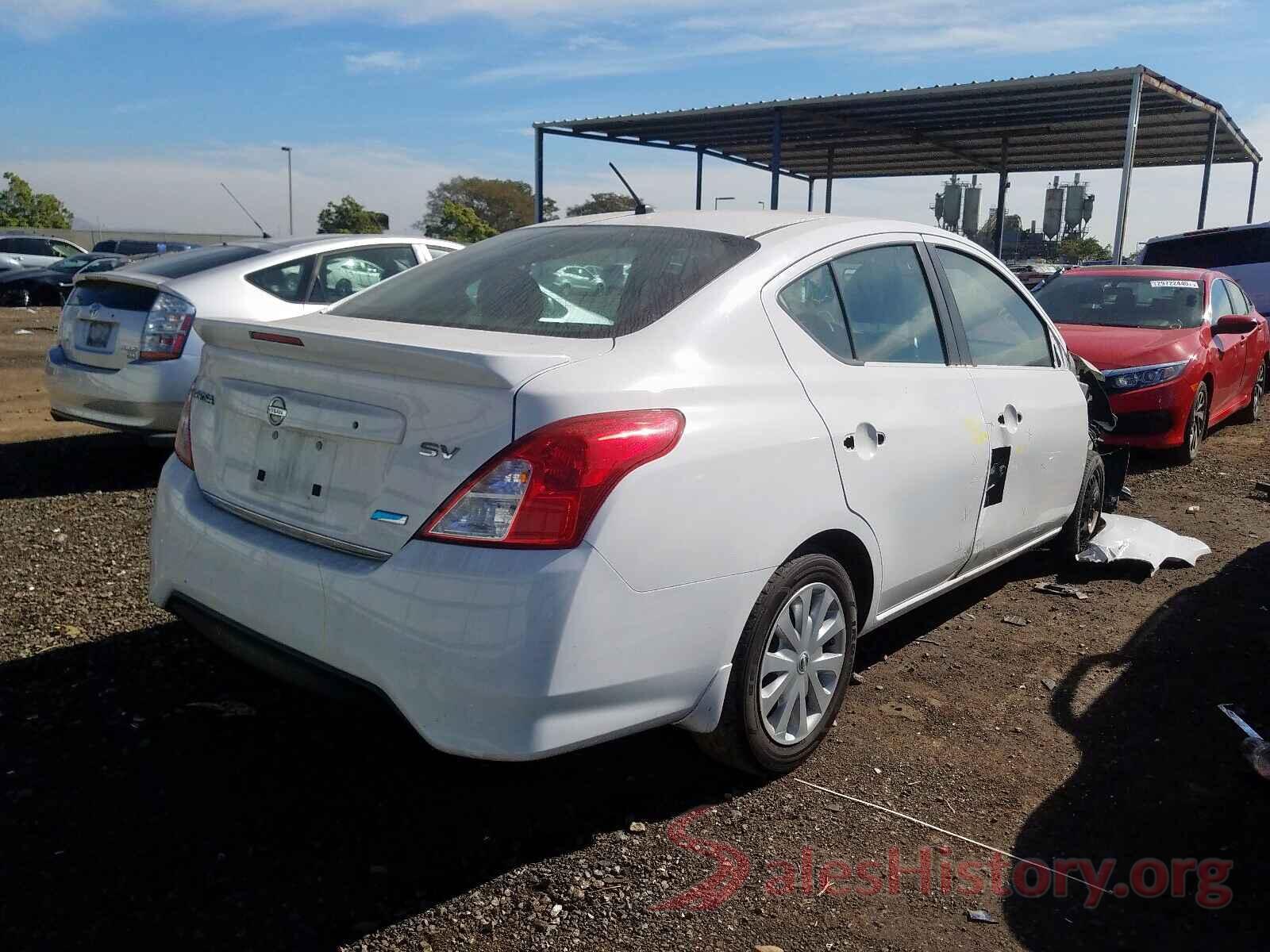 3VV1B7AX7KM065805 2015 NISSAN VERSA