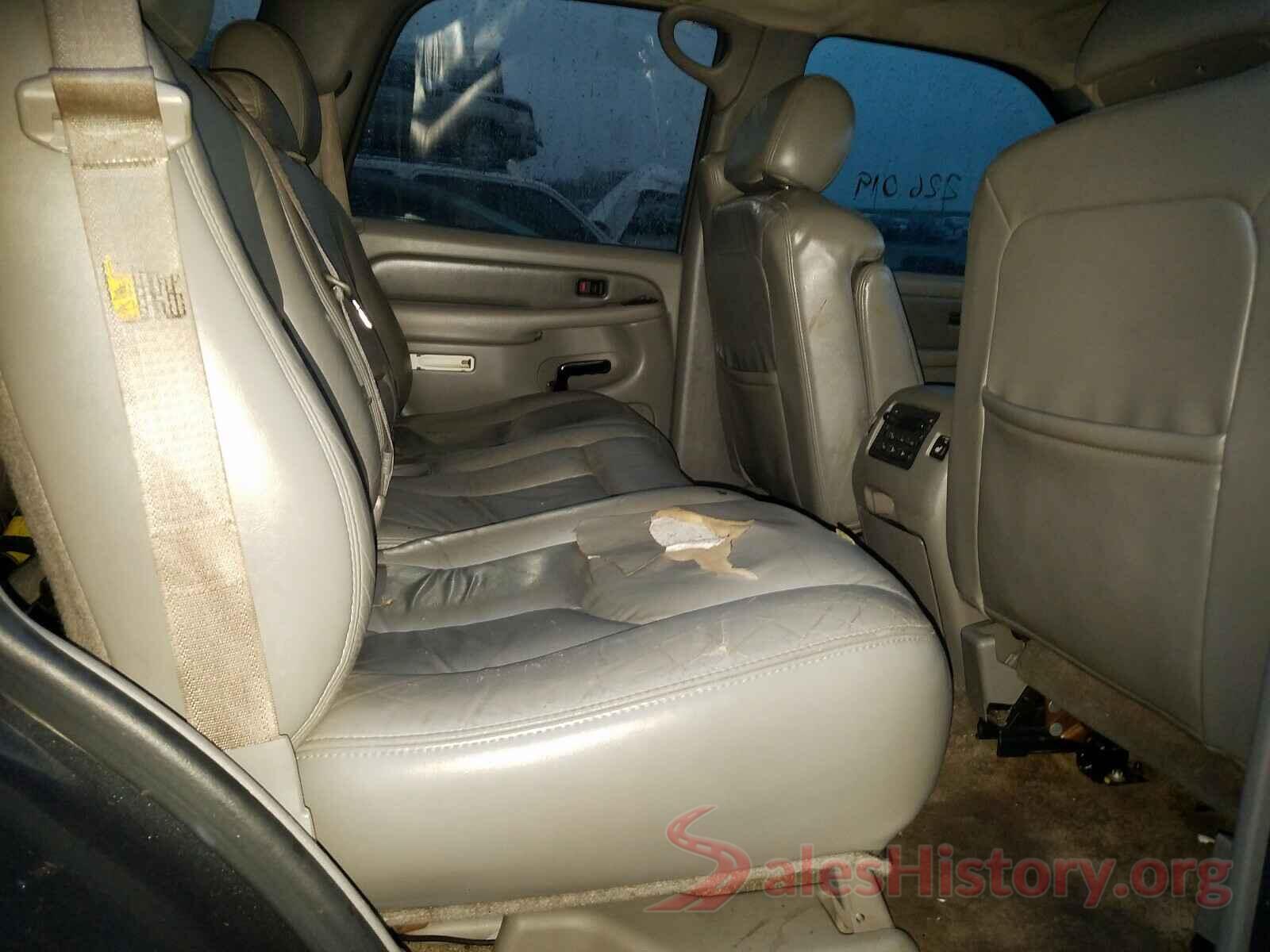 KNDJN2A25H7490701 2003 GMC YUKON