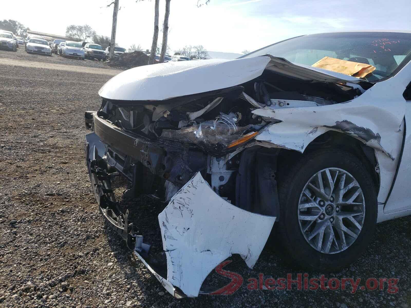 2T3DFREV6GW525076 2016 TOYOTA CAMRY