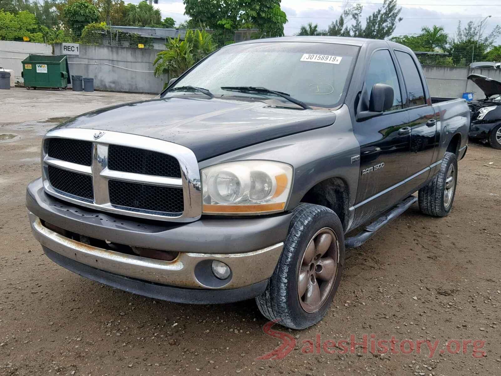 5NPD84LF6JH327928 2004 DODGE RAM 1500 S