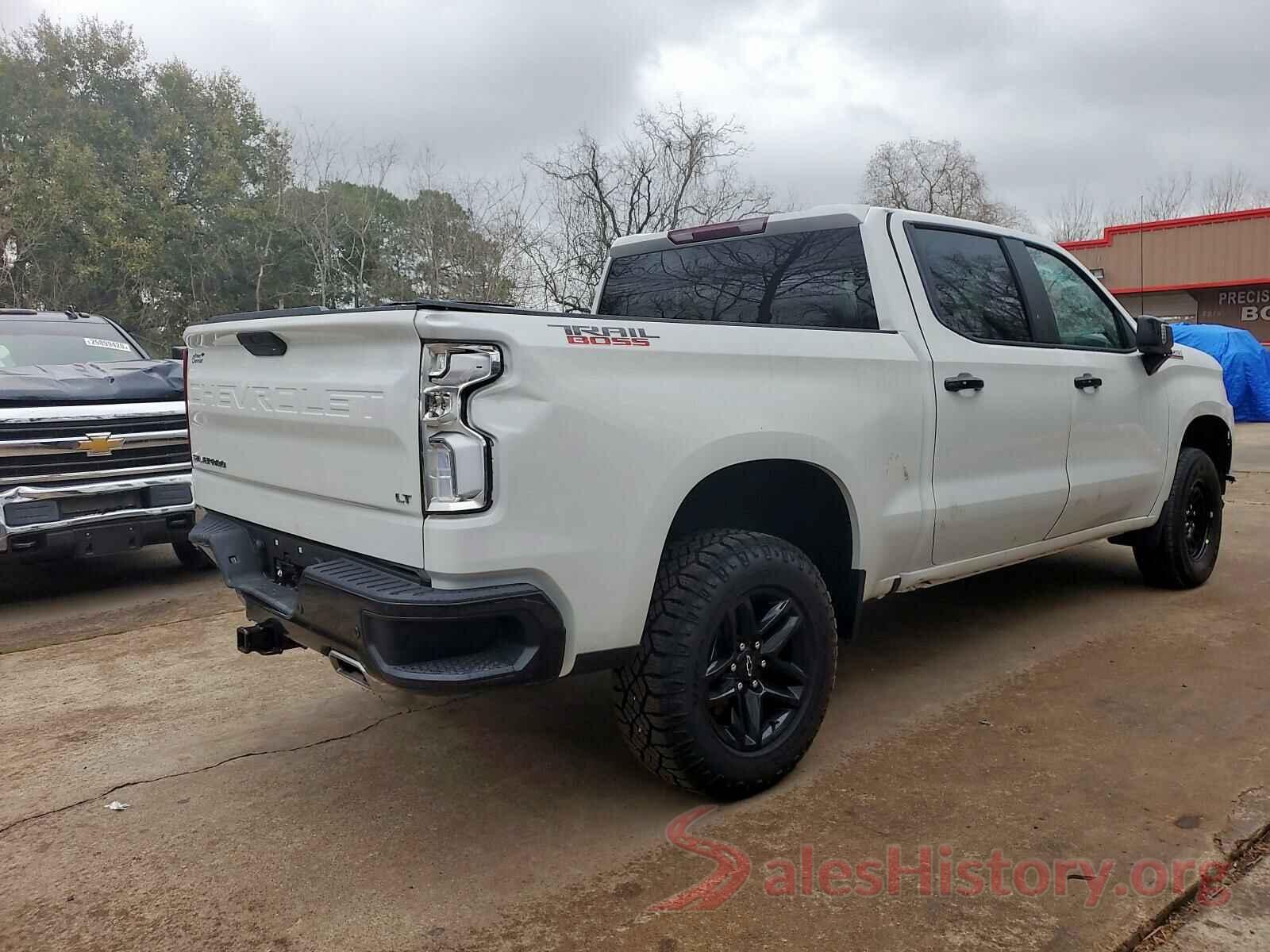 WDDWJ8EB2KF772943 2019 CHEVROLET SILVERADO