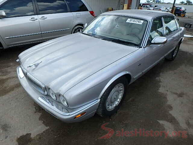 1C4NJDEB5GD617224 2000 JAGUAR XJ